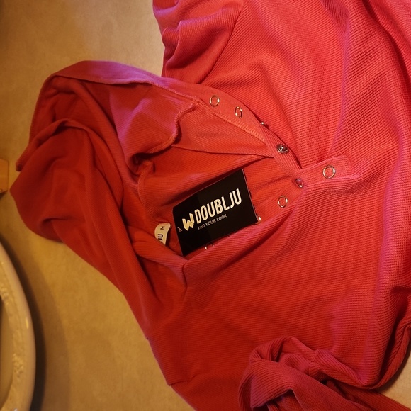 Dress - Picture 2 of 5